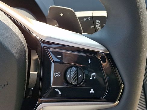 Certified 2025 BMW X3 xDrive30i w/ Premium Package image 24