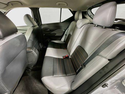 Used 2023 Nissan Kicks SR w/ SR Premium Package FWD image 24