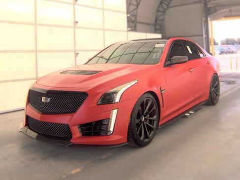 Used 2019 Cadillac CTS V w/ Carbon Fiber Package RWD image 2