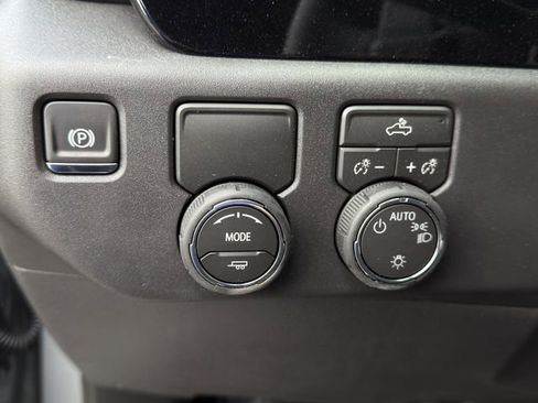 New 2026 Chevrolet Silverado 1500 LT w/ Texas Edition Plus RWD image 17