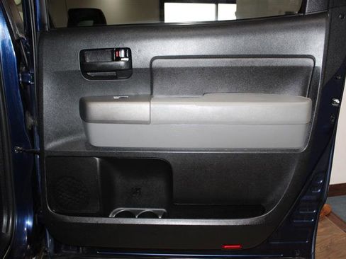 Used 2012 Toyota Tundra 2WD CrewMax w/ SR5 Pkg image 33