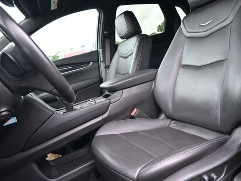 Used 2023 Cadillac XT5 Premium Luxury AWD/4WD image 14