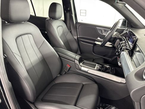 Certified 2026 Mercedes-Benz GLB 250 image 31