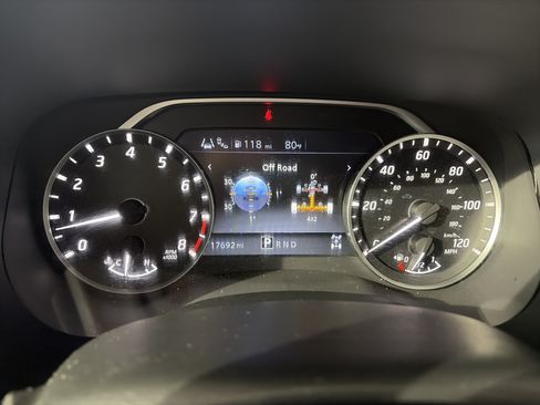 Used 2024 Nissan Frontier SV w/ SV Convenience Package AWD/4WD image 26