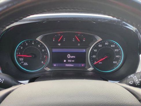 Used 2021 Chevrolet Traverse LT w/ LPO, Roadside Safety Package AWD/4WD image 11