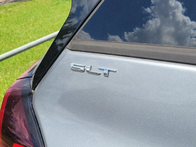 Used 2023 GMC Terrain SLT FWD image 5
