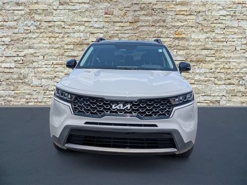 Used 2022 Kia Sorento S w/ Panoramic Sunroof Package AWD/4WD image 3