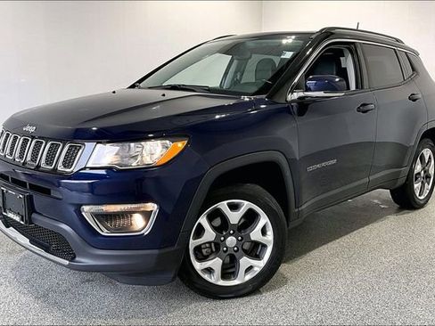 Used 2020 Jeep Compass Limited AWD/4WD image 3