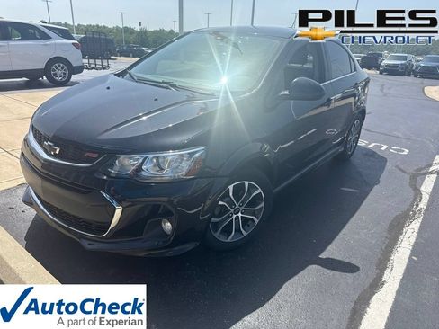 Used 2020 Chevrolet Sonic LT w/ Convenience Package FWD image 1