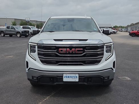 Used 2024 GMC Sierra 1500 SLT RWD image 9