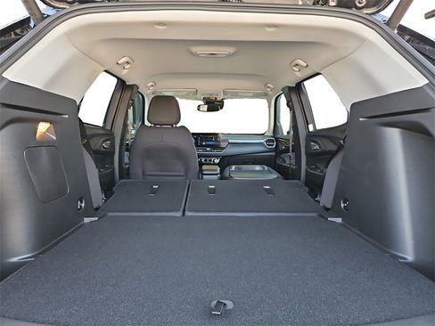 New 2026 Chevrolet TrailBlazer LT w/ Convenience Package image 32