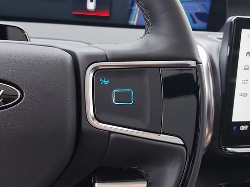 New 2025 Ford Expedition Platinum w/ Stealth Performance Package image 29