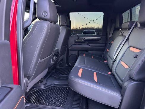 Used 2024 GMC Sierra 2500 AT4 w/ AT4 Premium Plus Package image 17