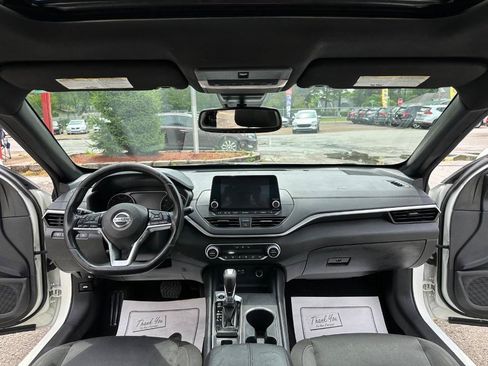 Used 2019 Nissan Altima 2.5 SV FWD image 30