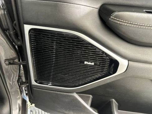 Used 2022 Jeep Wagoneer Series III w/ Premium Group I image 28