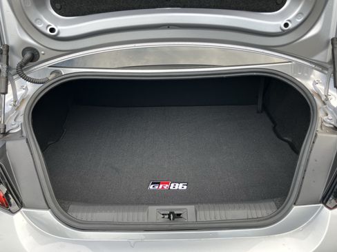 Used 2025 Toyota GR86 Premium w/ Performance Package RWD image 34