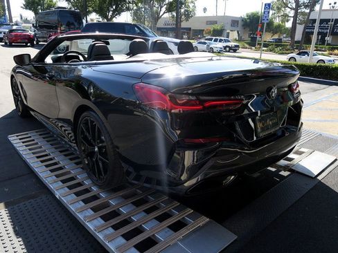 Used 2022 BMW M850i xDrive Convertible image 7