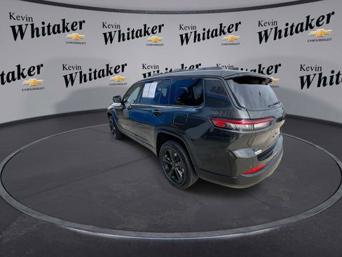 Used 2023 Jeep Grand Cherokee L Limited w/ Luxury Tech Group II image 6