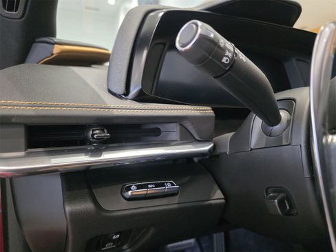 Used 2020 Chevrolet Corvette Stingray Preferred Cpe w/ 2LT Preferred Equipment Group image 17