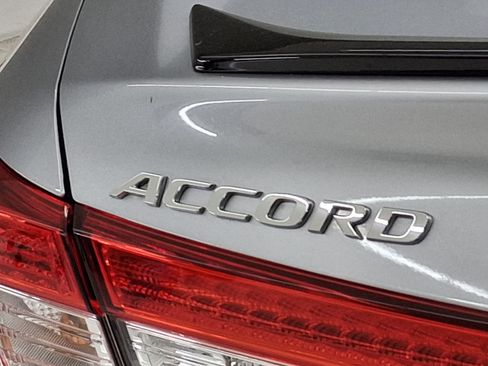 Used 2021 Honda Accord Sport image 22