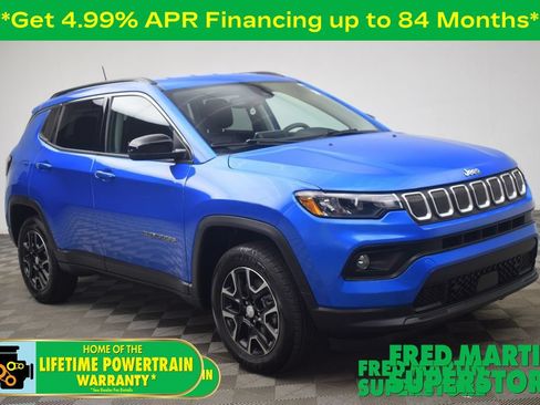 Used 2022 Jeep Compass Latitude AWD/4WD image 1