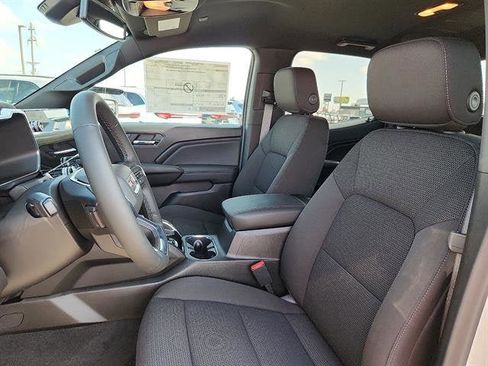 New 2026 GMC Canyon Elevation w/ Convenience Package image 12