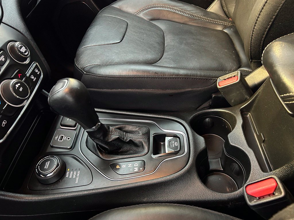 Used 2021 Jeep Cherokee Latitude Lux AWD/4WD image 18