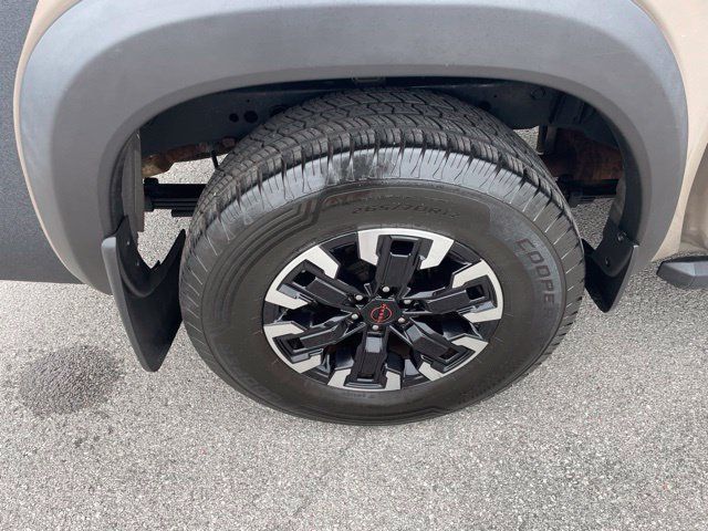 Used 2022 Nissan Frontier Pro-X RWD image 19