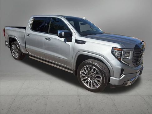 Used 2026 GMC Sierra 1500 Denali Ultimate AWD/4WD image 7