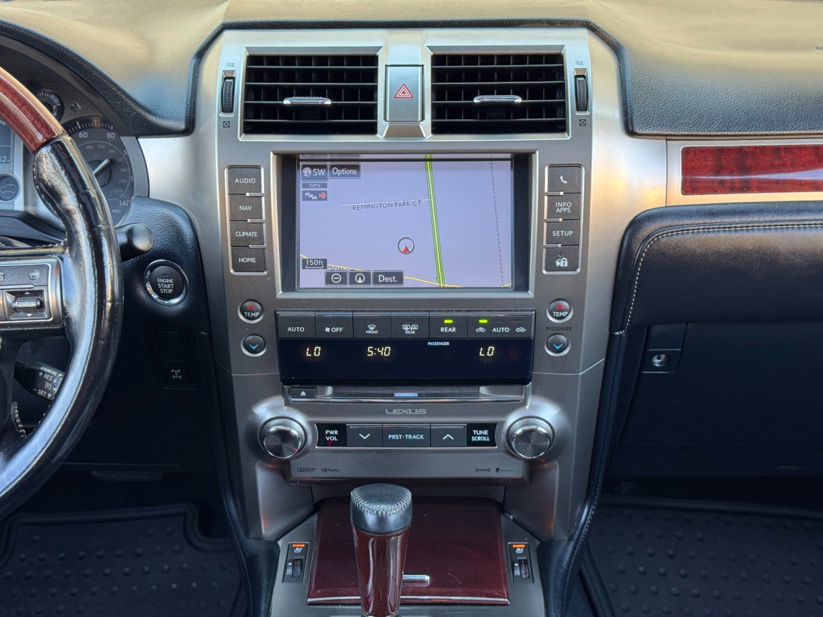 Used 2017 Lexus GX 460 Premium AWD/4WD image 25