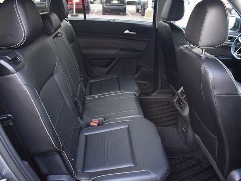 Used 2022 Volkswagen Atlas SE image 53