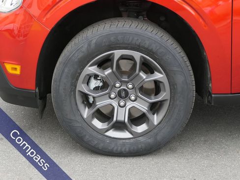 Used 2023 Ford Maverick XLT w/ Equipment Group 300A Standard AWD/4WD image 12