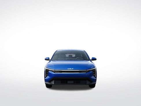New 2026 Kia K4 FWD image 2