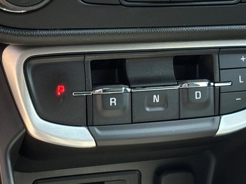 Used 2022 GMC Terrain SLT FWD image 18