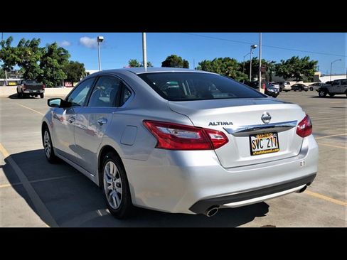 Used 2016 Nissan Altima 2.5 S w/ Power Driver Seat Package FWD image 6