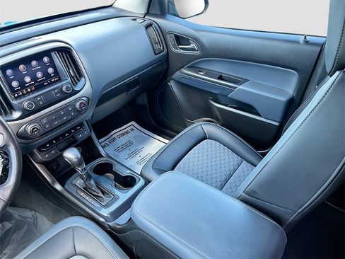 Used 2022 Chevrolet Colorado Z71 image 22