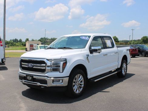 Used 2024 Ford F150 Lariat w/ Equipment Group 502A High AWD/4WD image 4