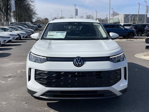 New 2026 Volkswagen Tiguan S image 2