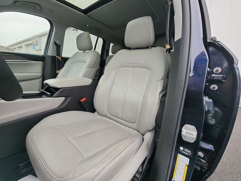 Used 2022 Jeep Grand Cherokee Overland image 22