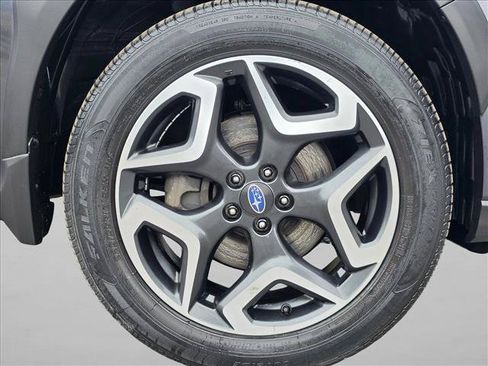Used 2019 Subaru Crosstrek 2.0i Limited w/ Moonroof Package AWD/4WD image 9