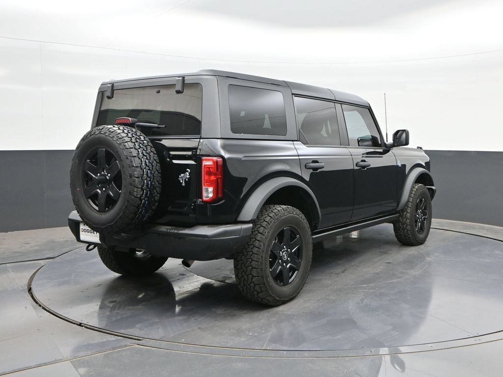 Used 2024 Ford Bronco Black Diamond AWD/4WD image 11