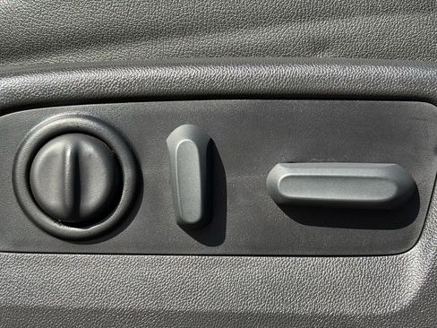 Used 2022 GMC Sierra 2500 AT4 w/ AT4 Premium Plus Package image 40