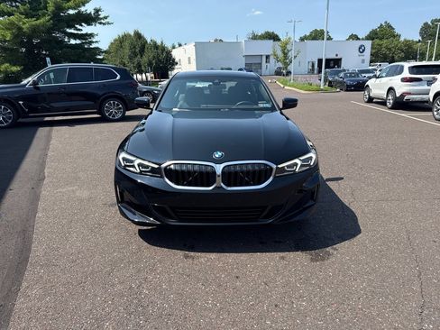 Used 2023 BMW 330i xDrive Sedan w/ Premium Package AWD/4WD image 8