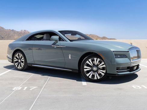 Used 2024 Rolls-Royce Spectre w/ Spectre Launch Package AWD/4WD image 5