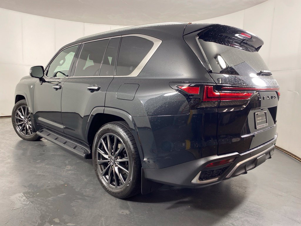 Used 2026 Lexus LX 700h F Sport AWD/4WD image 10