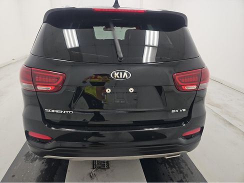 Used 2019 Kia Sorento EX w/ EX Touring Package FWD image 5