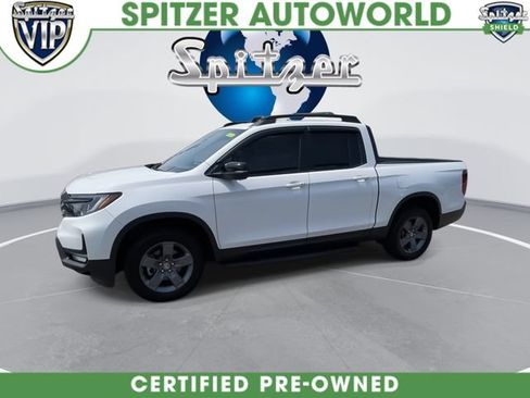 Used 2025 Honda Ridgeline TrailSport image 4