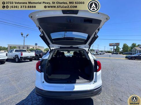 Used 2018 GMC Terrain SLE w/ Driver Convenience Package FWD image 12