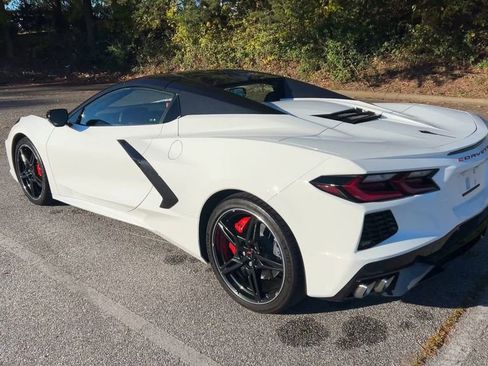 Used 2024 Chevrolet Corvette Stingray w/ Stealth Interior Trim Package image 38