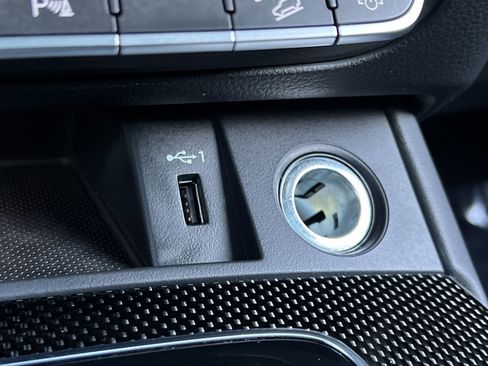 Used 2023 Audi SQ5 Prestige w/ Prestige Package image 34